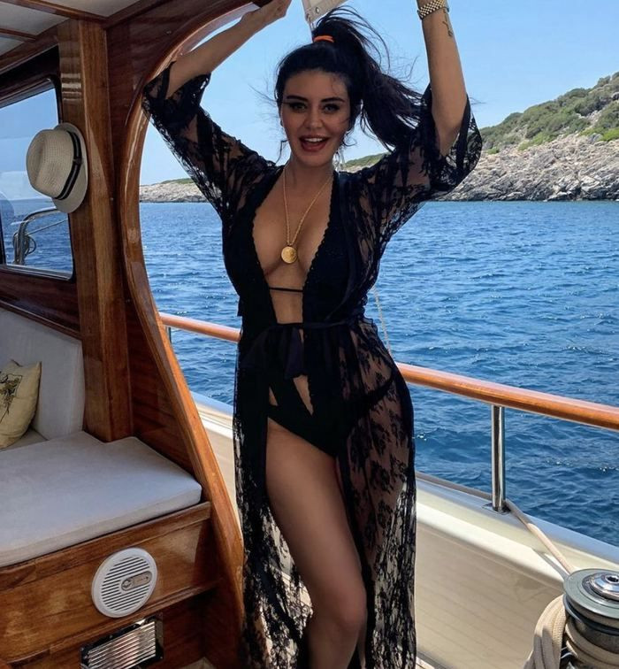 Ebru Polat 2020'ye Phuket’te girdi! Bikinili poz - Sayfa 5