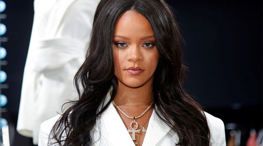 2020'ye hızlı giriş!  Rihanna'dan Sevgililer Günü'ne özel tasarım - Sayfa 16