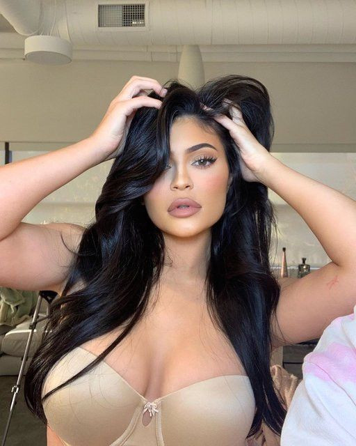 Kylie Jenner'dan tepki çeken paylaşım - Sayfa 1