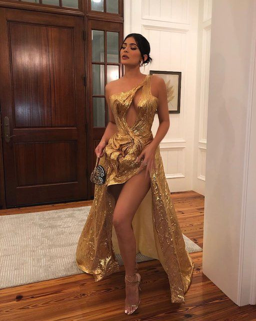 Kylie Jenner'dan tepki çeken paylaşım - Sayfa 10