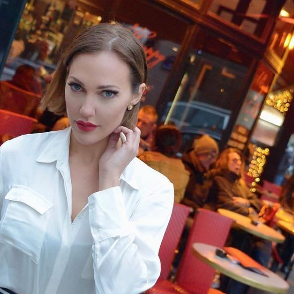 Meryem Uzerli'ye Dark'ın yapımcısından yeni projeler teklifi! - Sayfa 9