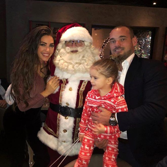 Sneijder'dan, Yolanthe'ye ihanet golü! Bu kez dudak dudağa yakalandı - Sayfa 1