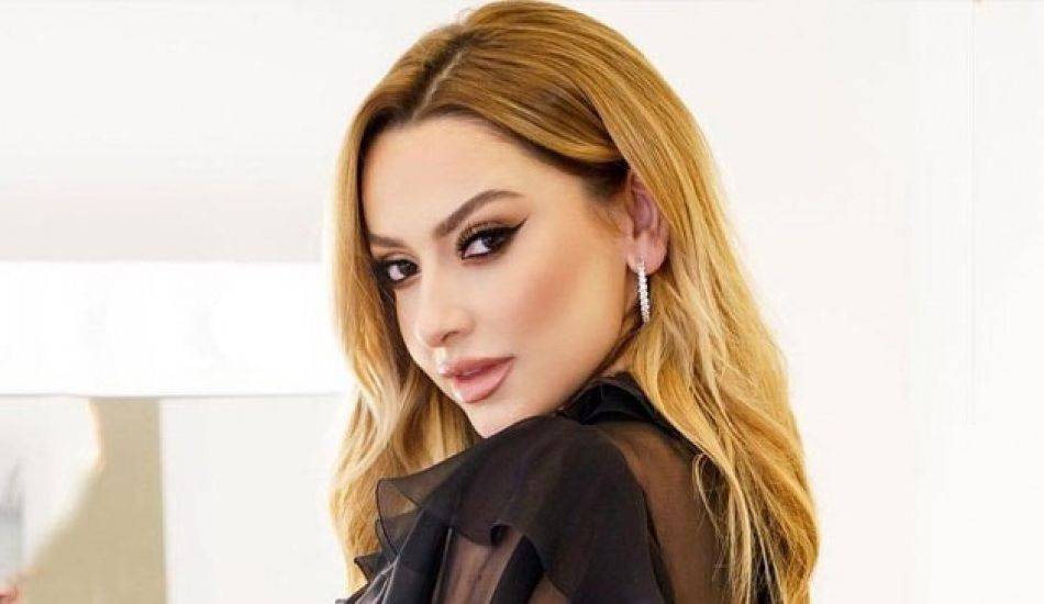 Hadise eleştirilere sitem etti! "Annem ayıp dedi" - Sayfa 1