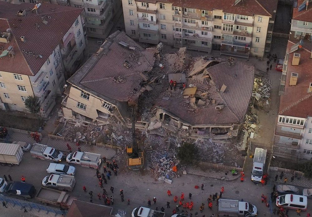 Elazığ deprem bölgesinden kareler! - Sayfa 3