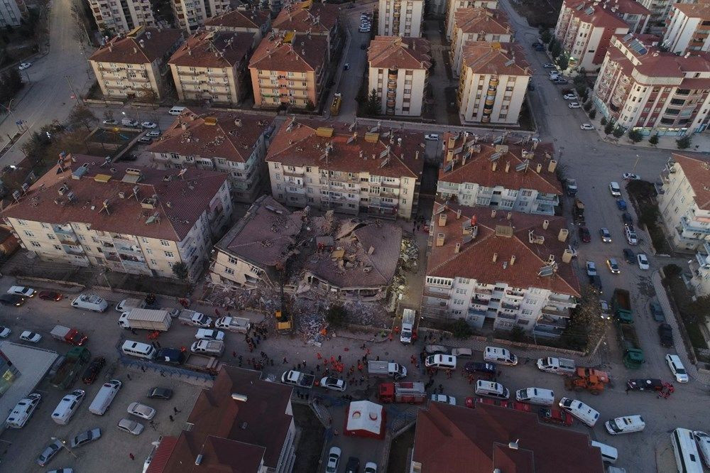 Elazığ deprem bölgesinden kareler! - Sayfa 6