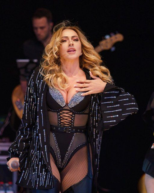 Hadise babasıyla fotoğrafını paylaştı! 'Babam iyi ki doğdun' - Sayfa 7