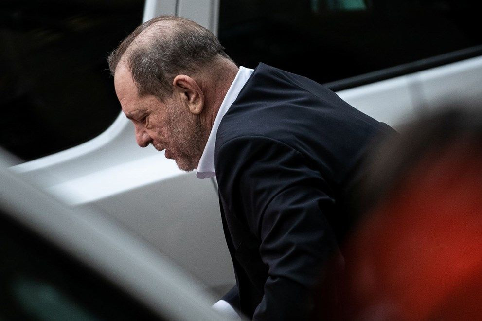 Duruşmada jüriye yapımcı Harvey Weinstein’in çıplak fotoğrafları gösterildi! - Sayfa 7