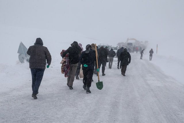 Van'daki çığ faciası ünlüleri yasa boğdu - Sayfa 7