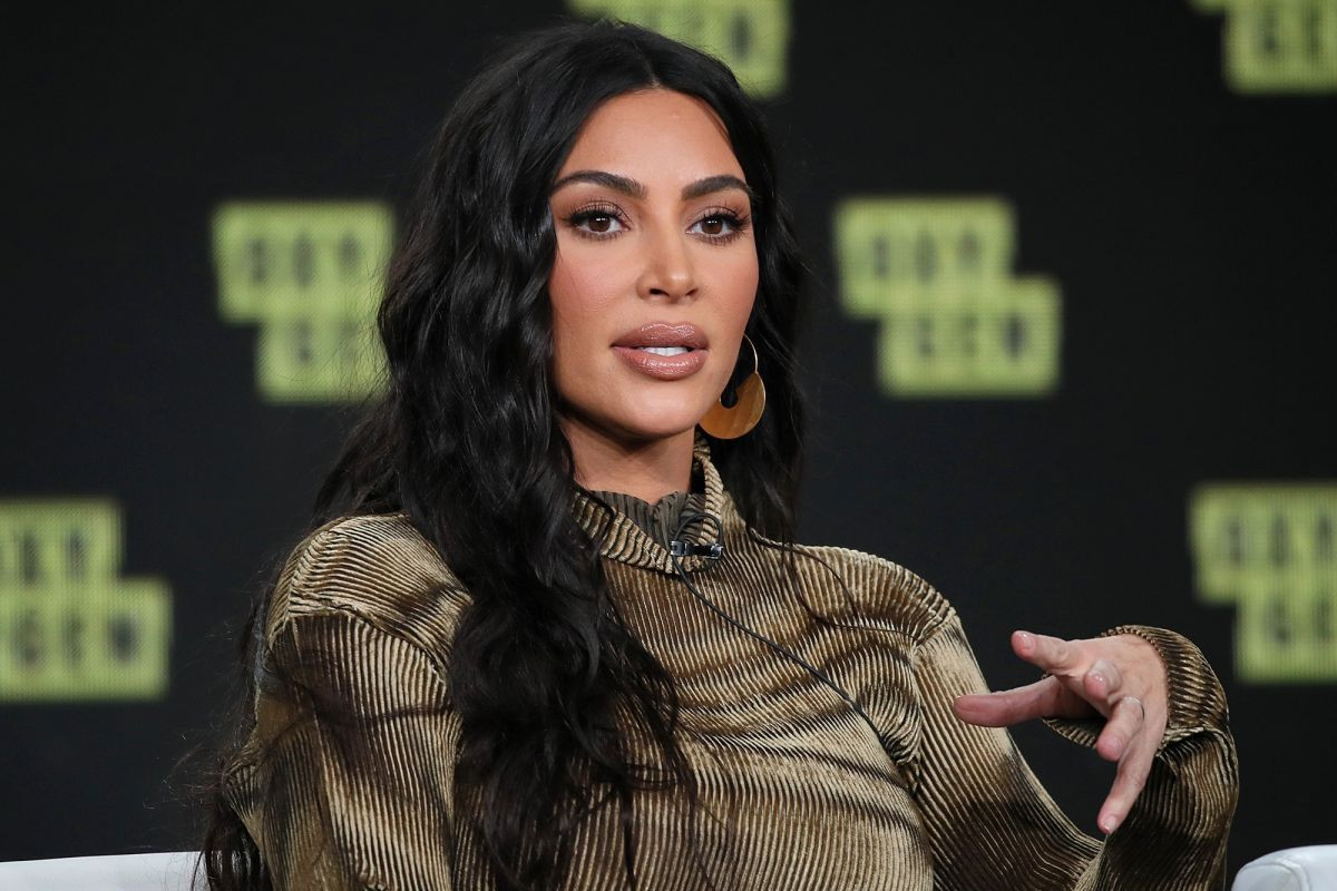 Kim Kardashian bikinili pozlarıyla sosyal medyayı salladı - Sayfa 11