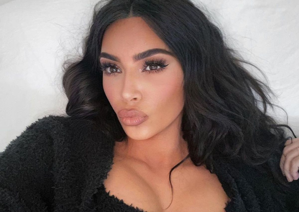 Kim Kardashian bikinili pozlarıyla sosyal medyayı salladı - Sayfa 10