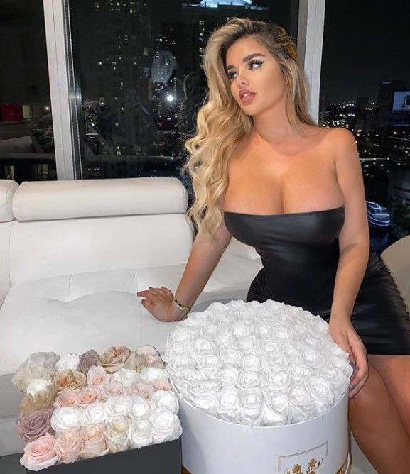 Rus 'Kardashian'dan olay pozlar! - Sayfa 2