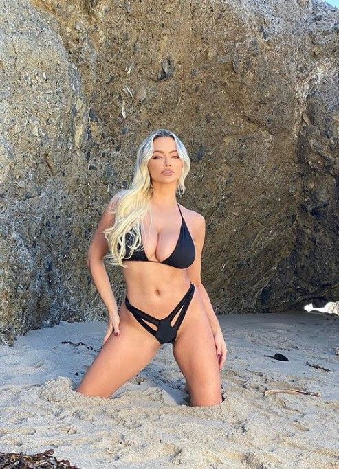 Lindsey Pelas Instagram'ı sallıyor! - Sayfa 16