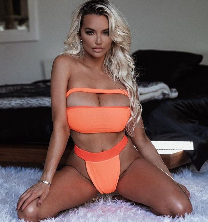 Lindsey Pelas Instagram'ı sallıyor! - Sayfa 32