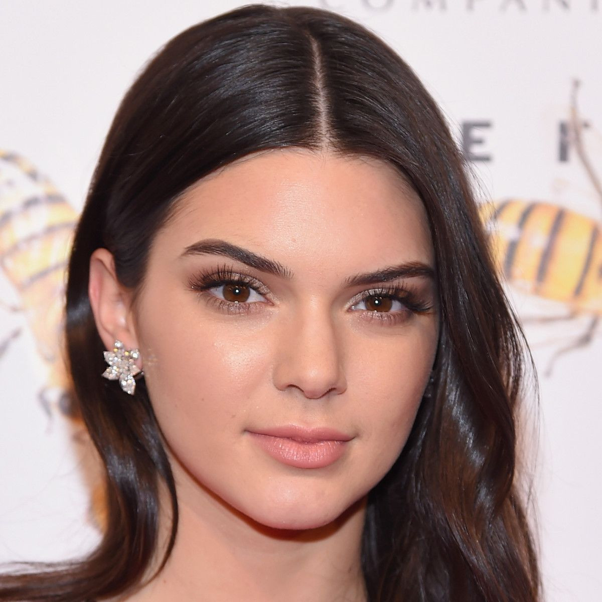 Kendall Jenner minicik bikinisiyle olay oldu - Sayfa 10