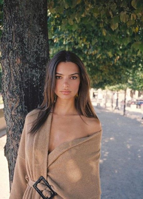 Emily Ratajkowski karantinadan paylaştı! Olay poz... - Sayfa 15