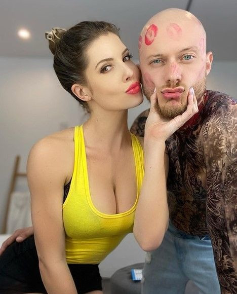 Amanda Cerny'den bikilini karantina selfiesi! - Sayfa 6