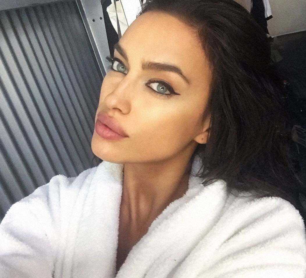 Irina Shayk eski haliyle olay oldu! - Sayfa 14