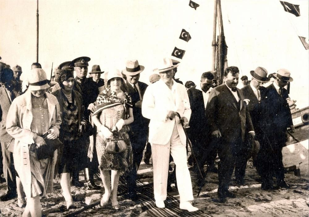 Atatürk'ün arşivlerden çıkan son fotoğrafları 23 Nisan'a özel yayınlandı - Sayfa 2