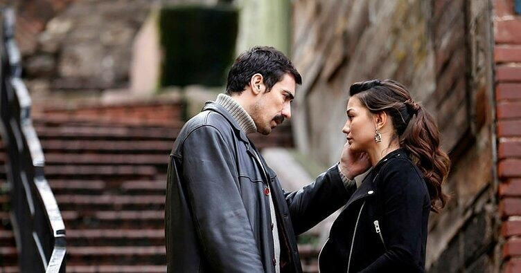 İbrahim Çelikkol ve Demet Özdemir'den dizi mesajı! - Sayfa 9