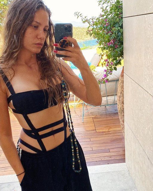 Serenay Sarıkaya 'Analı-kızlı' notuyla fotoğraf paylaştı - Sayfa 5