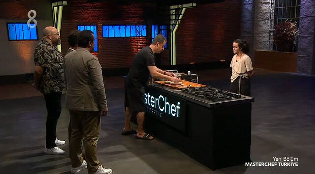 MasterChef Türkiye'de Acun Ilıcalı sürprizi! Aniden stüdyoya girdi ve... - Sayfa 9