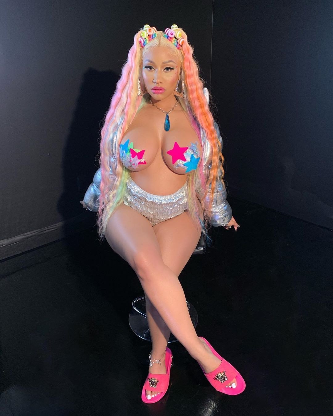 Nicki Minaj hamile olduğunu paylaştığı fotoğraflarla açıkladı! - Sayfa 12