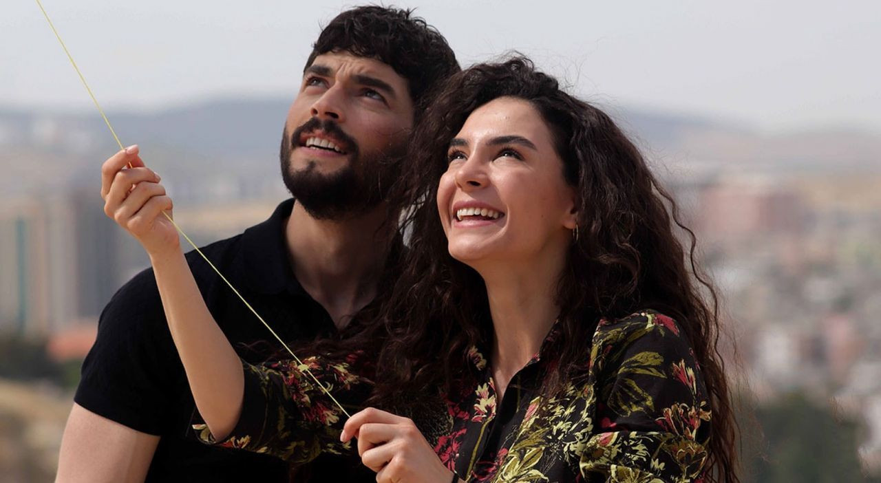 Hercai'ye Savaşçı'dan bomba transfer! Hangi ünlü oyuncu kadroya katıldı? - Sayfa 1