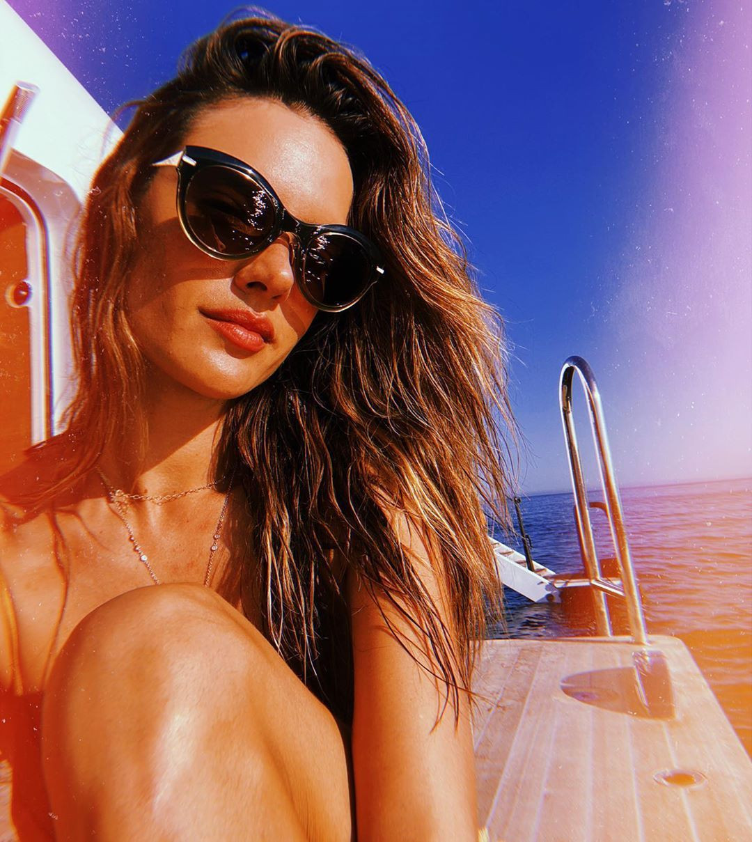 Alessandra Ambrosio’dan üstsüz paylaşım: Tüm dertlerim suya karıştı - Sayfa 13