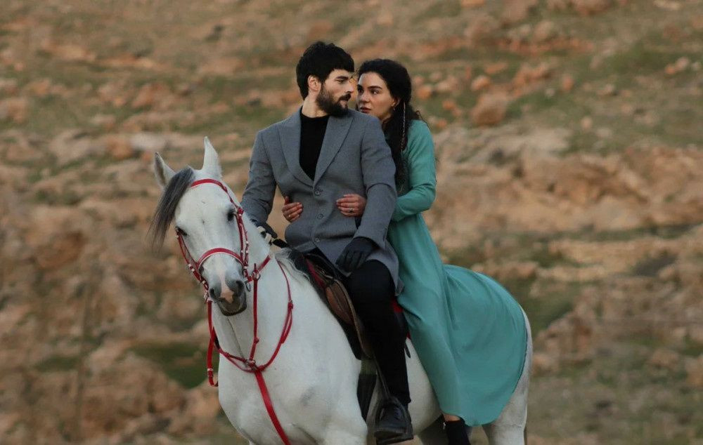 Hercai'de yıldız oyuncuda korona çıktı: Dizi setinde büyük panik - Sayfa 1