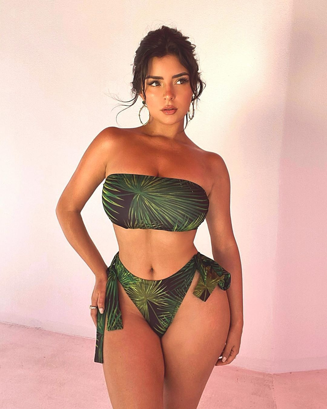 Demi Rose'un Maldivler kaçamağı! - Sayfa 11