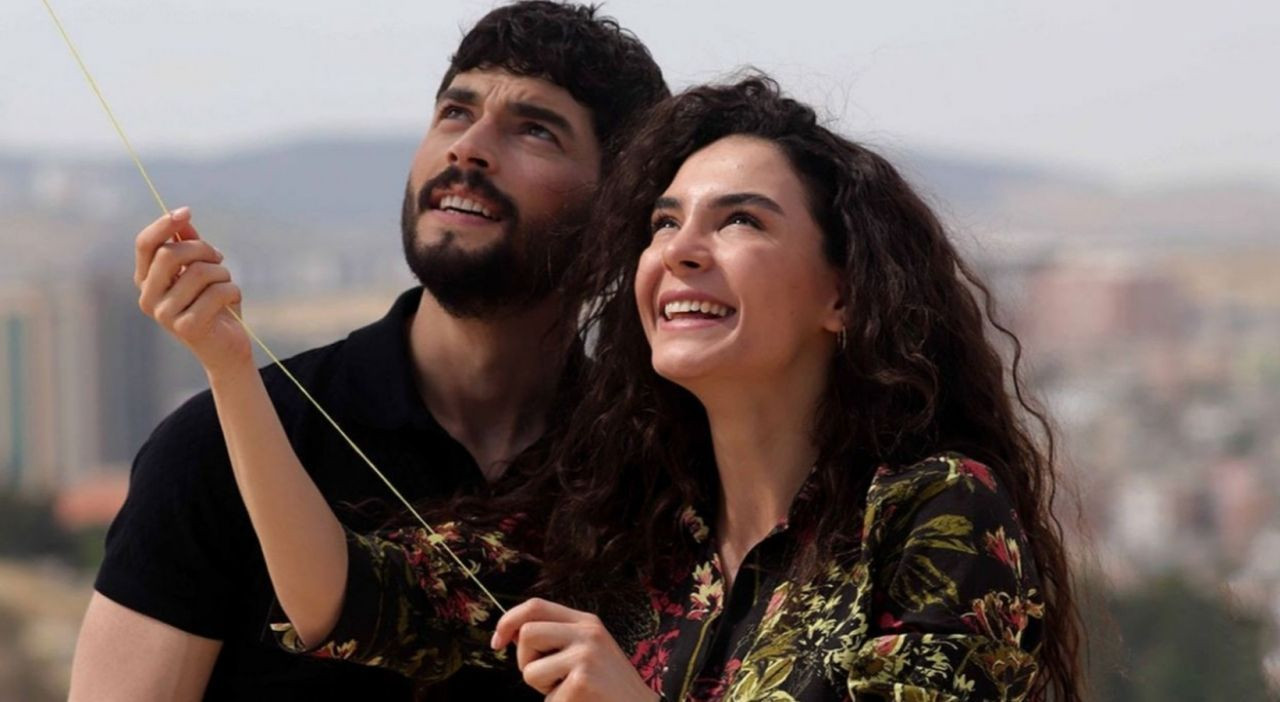 Hercai dizisine flaş transfer! Hangi ünlü oyuncu kadroya katıldı? - Sayfa 1