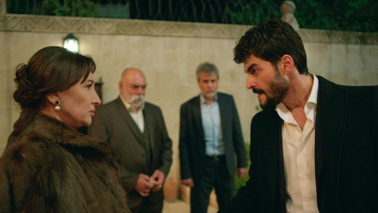 Hercai dizisine flaş transfer! Hangi ünlü oyuncu kadroya katıldı? - Sayfa 3