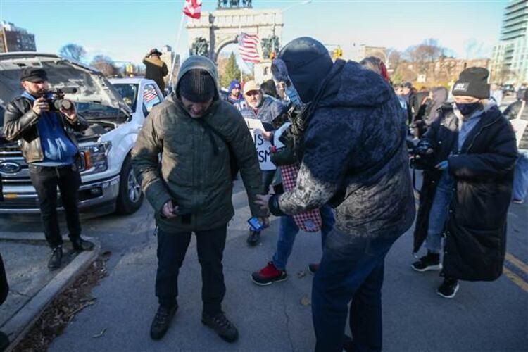 New York'ta Türk gazeteciye saldırı! Basın kartını kırdılar! - Sayfa 2