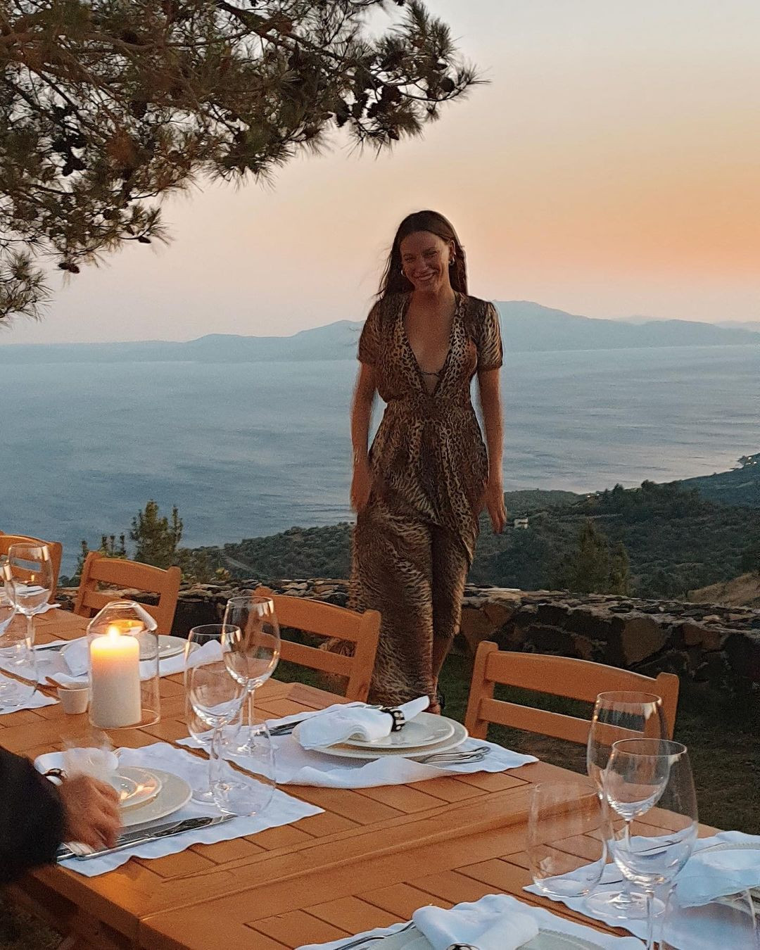 Serenay Sarıkaya tatil için kesenin ağzını açtı! - Sayfa 10