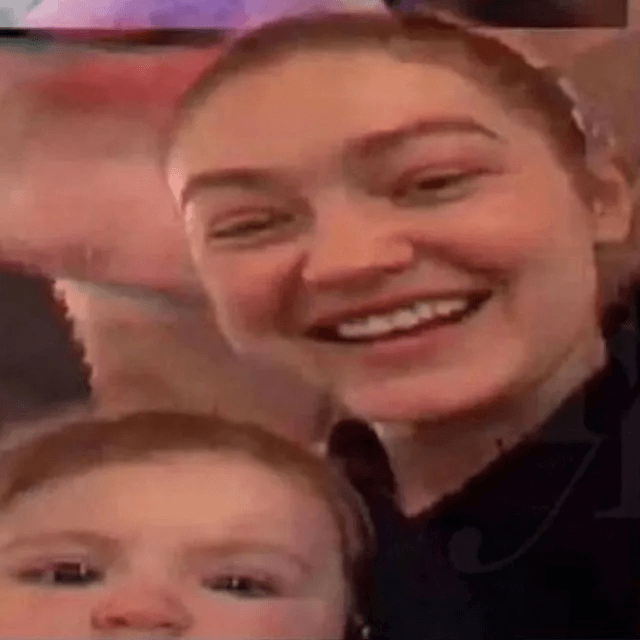 Gigi Hadid'in bebeğinden ilk fotoğraf! Yanlışlıkla paylaştı, hemen sildi! - Sayfa 2