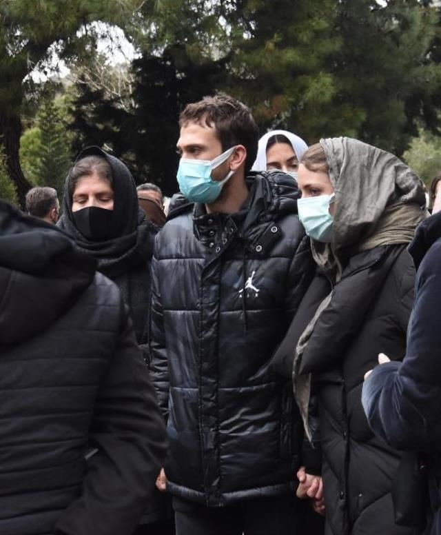 Bir evladın babaya en acı vedası! Bige Önal, sevgilisinin desteğiyle ayakta durdu - Sayfa 5