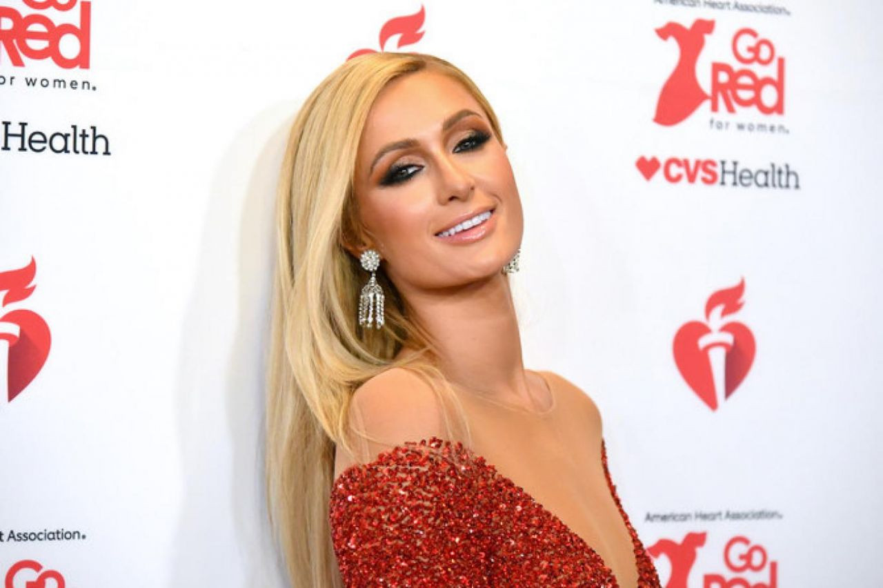 Paris Hilton yıllar sonra itiraf etti! 'Yatılı okulda istismara uğradım!' - Sayfa 2