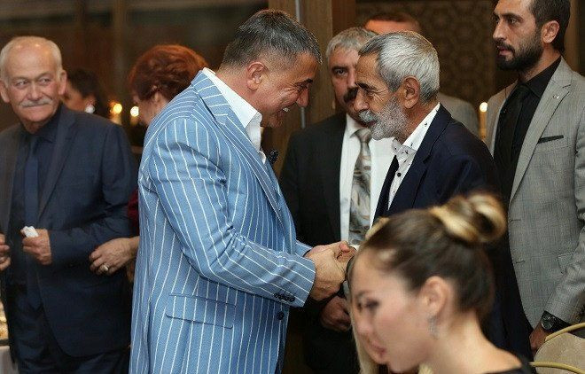 Instagram temizliği yetmedi: İşte Sedat Peker'le fotoğrafı olan 'dostlarım' dediği ünlüler - Sayfa 13