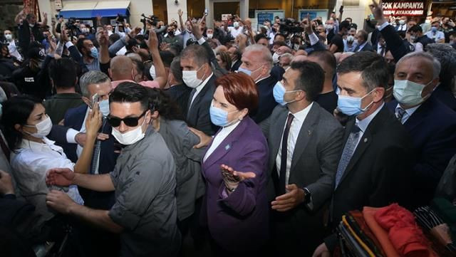 Akşener’e İkizdere'nin ardından Çayeli'nde de protesto! Domates ve su şişeleri atıldı - Sayfa 5