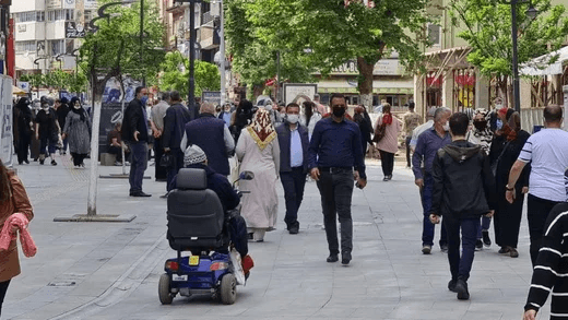 Koronavirüste normalleşme takvimi ortaya çıktı! İşte maskesiz oturulacak yerler - Sayfa 8