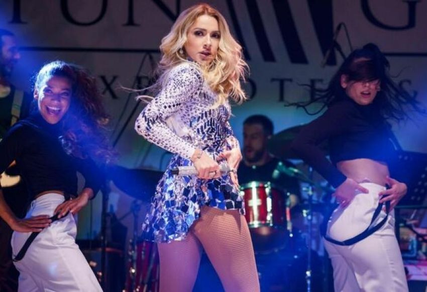 Hadise'den olay frikik! Paylaştığı fotoğraflar yürek hoplattı - Sayfa 12