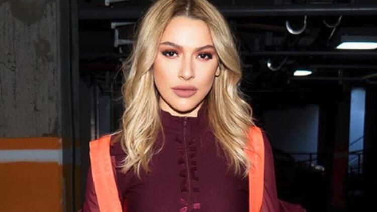 Hadise'den olay frikik! Paylaştığı fotoğraflar yürek hoplattı - Sayfa 15