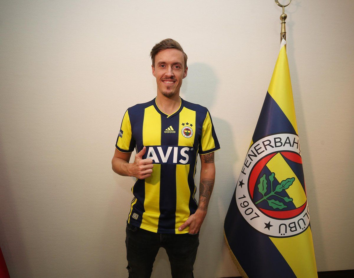 İşte Max Kruse'nin Kürtçe evlilik teklifi ettiği kız arkadaşı! - Sayfa 1