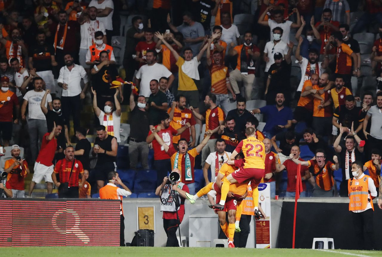 Galatasaray evinde kazanamadı - Sayfa 6