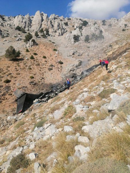 Kahramanmaraş'ta düşen uçağın enkazından ilk görüntüler geldi - Sayfa 10