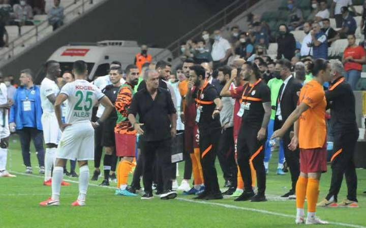 Marcao'nun yumruğu için yazarlar ne dedi? - Sayfa 11