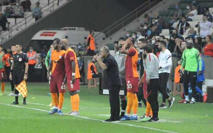 Marcao'nun yumruğu için yazarlar ne dedi? - Sayfa 13