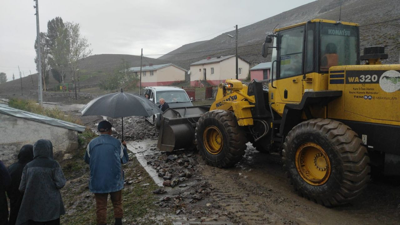 Dere yatağı taştı! Kars'ın köylerini sel vurdu - Sayfa 7