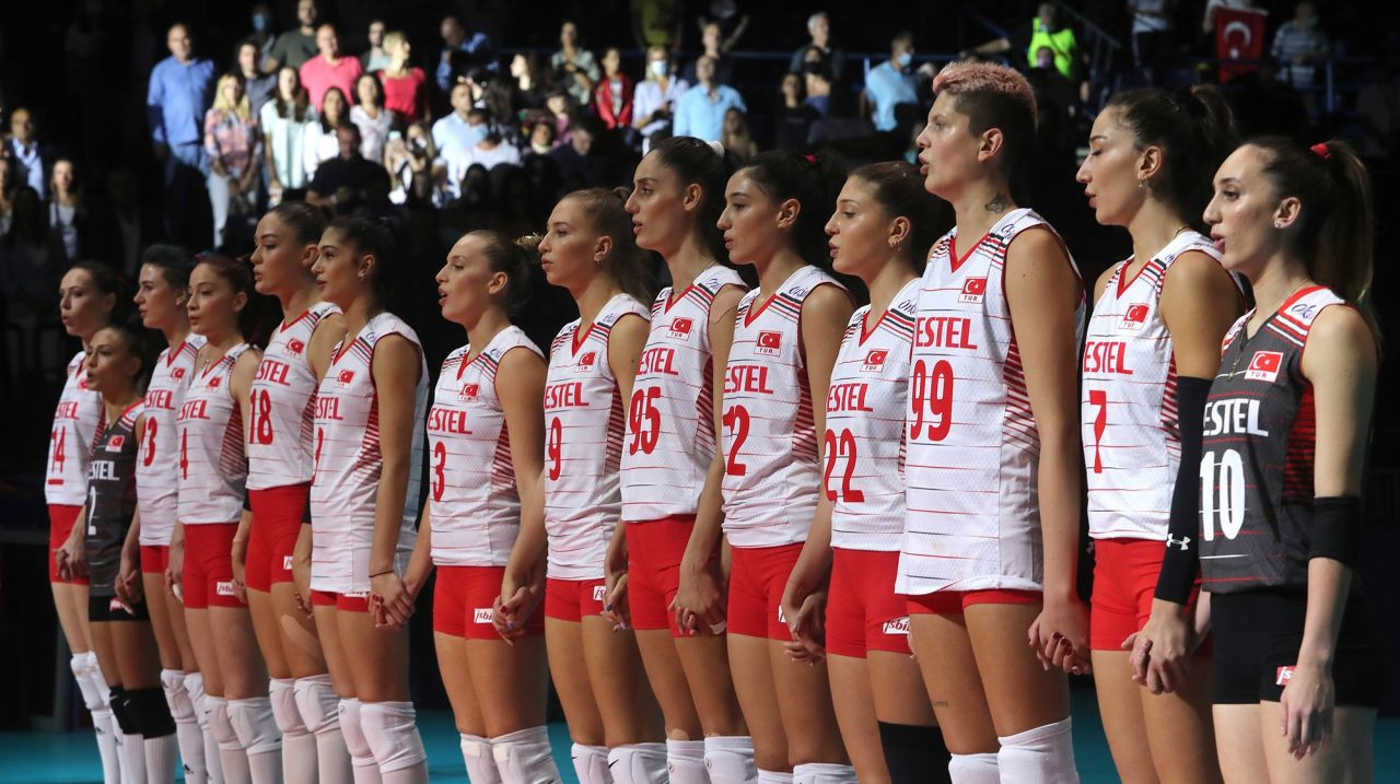 Sosyal medyayı şaşkına çeviren Sırp voleybolcu - Sayfa 1