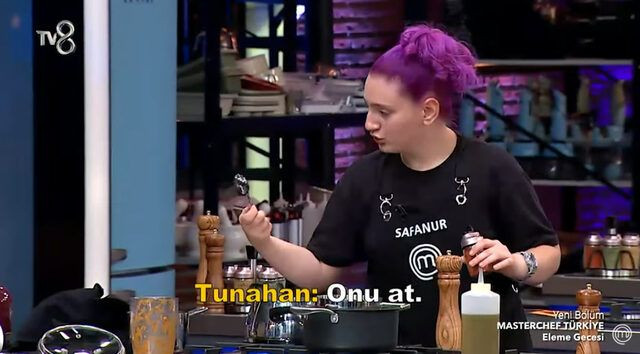 MasterChef eleme gecesinde gergin anlar! Çılgına dönen Mehmet Şef yarışmacıyı kovdu - Sayfa 3